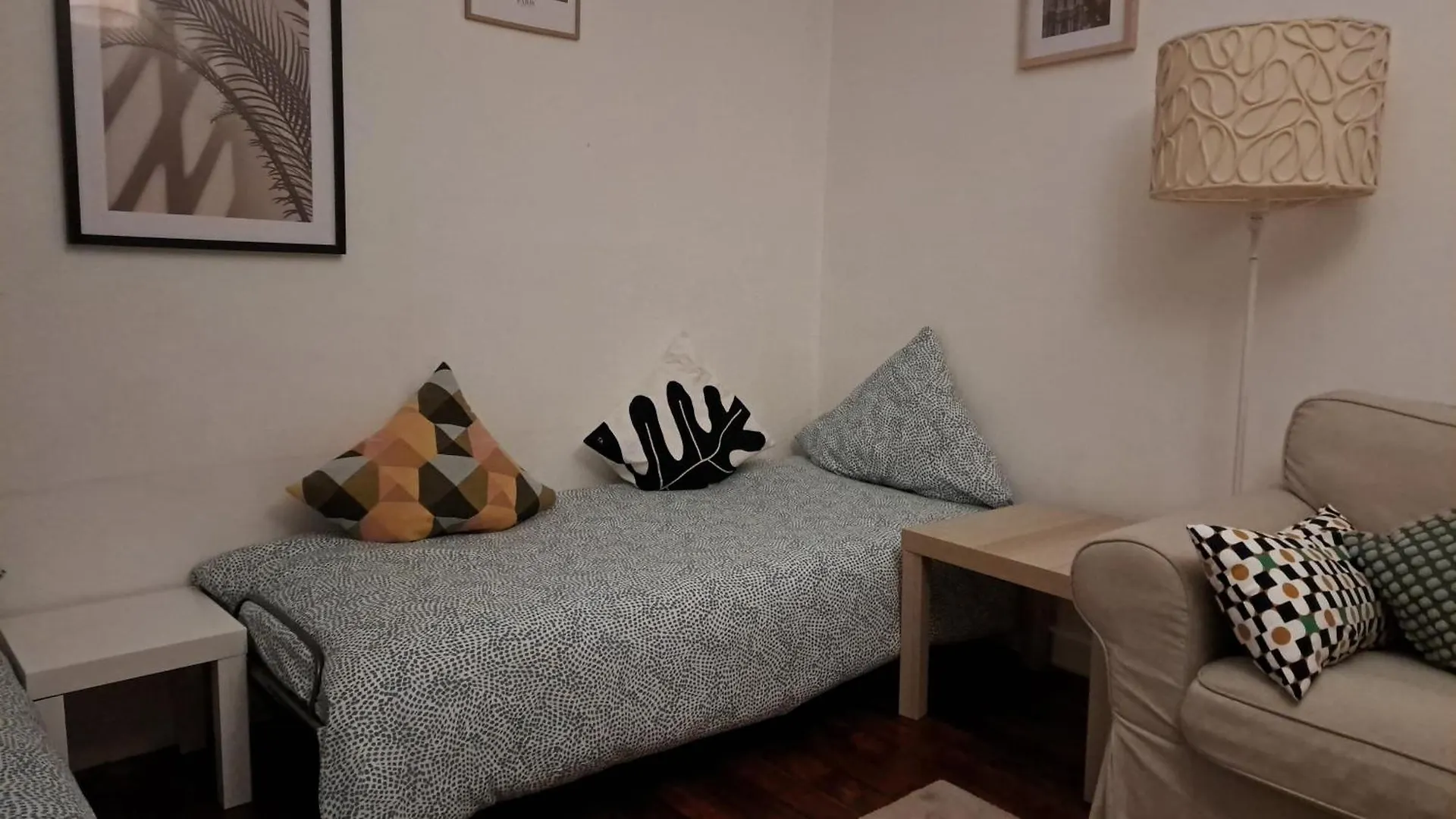 Apartment Charmant Nice Appartement 5 Personnes People Max Paris France