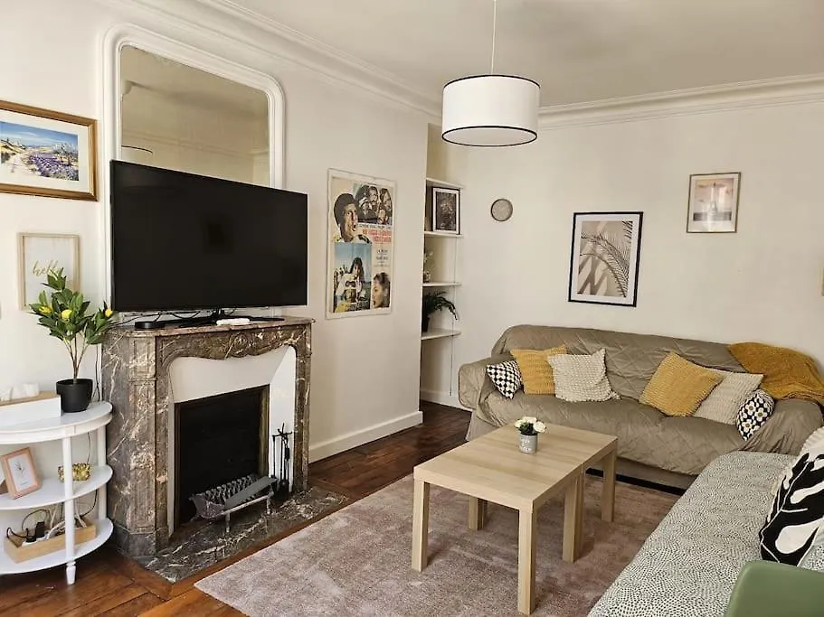Apartment Charmant Nice Appartement 5 Personnes People Max Paris