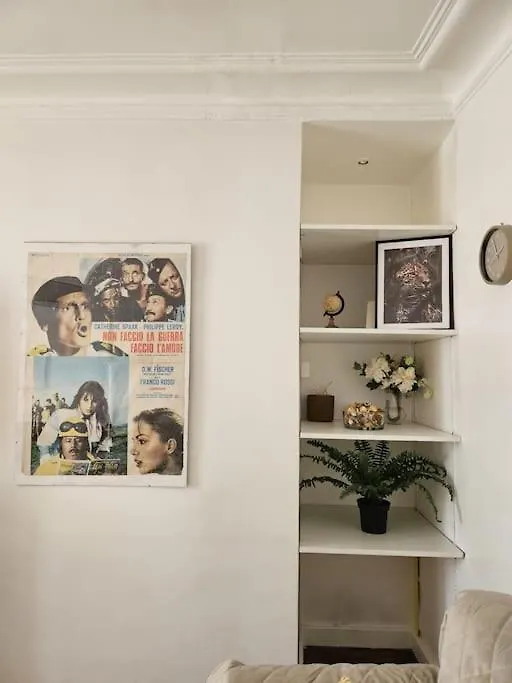 Charmant Nice Appartement 5 Personnes People Max Paris 0*,  France